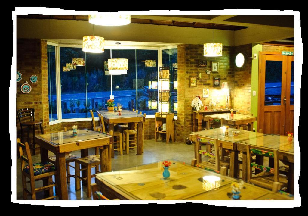 Bina'S Haus Pousada, Cafeteria E Atelier Нова Петрополис Екстериор снимка